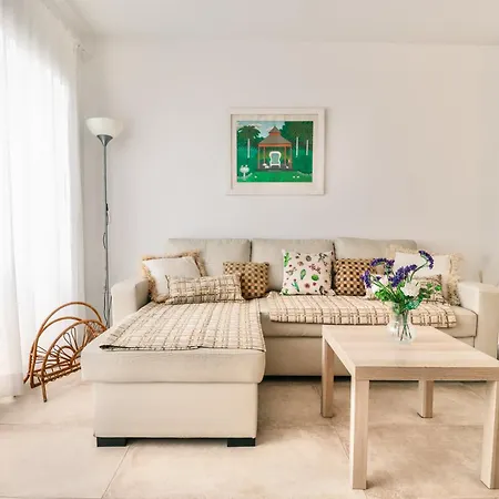Bliss Frontline Sea View 3 Br Fuengirola