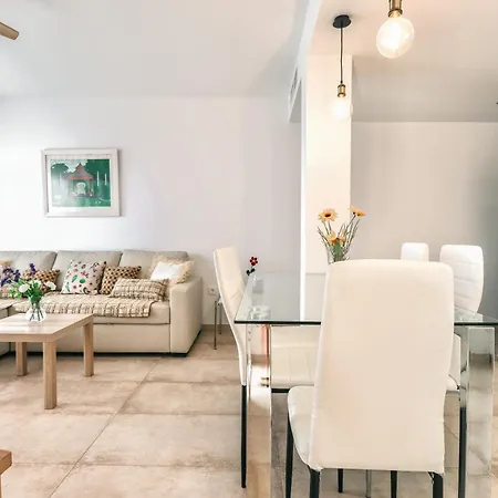 Daire Bliss Frontline Sea View 3 Br Fuengirola